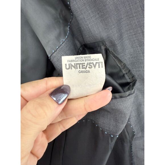 Peter Millar 100% Wool Sport Coat Gray Blazer Men 48T Made in Canada Two Button - Picture 7 of 12